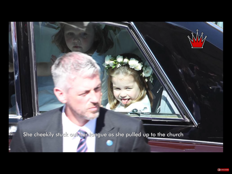 隔著車窗，夏綠蒂公主（Princess Charlotte）俏皮的吐舌頭。   圖：翻攝自Royal Update
