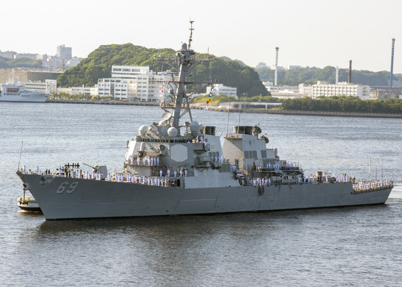 美國海軍最先進飛彈驅逐艦之一米利厄斯號驅逐艦（USS Milius）22日抵達日本橫須賀海軍基地。   圖：翻攝美國海軍官網