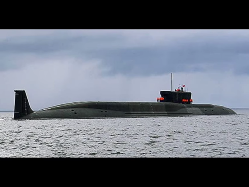 排水量達1萬4720噸的「多爾戈魯基號」，屬第4代北極風級（Borei-class）戰略潛艦。   圖：翻攝自Youtube