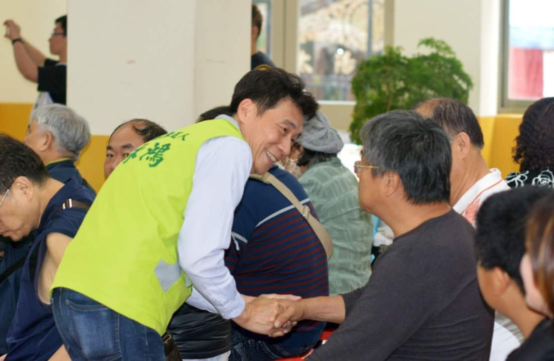 林永鴻是民進黨在新北三重蘆洲區提名市議員唯一新人，跑得特別勤。        
   圖：林永鴻提供