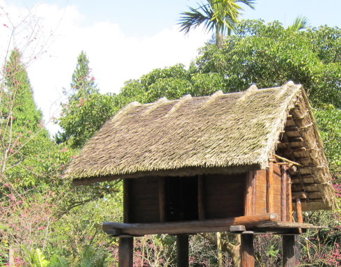 想像中烏瑪和直加弄所建的茅草小竹屋。   圖：陳耀昌/提供