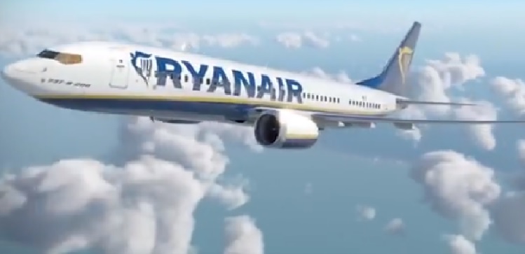 歐洲最大的廉航瑞恩航空（Ryanair）工會要求公司6月30日前接受他們的要求，否則將在今年夏天發動全歐洲大罷工。   圖：翻攝youtube