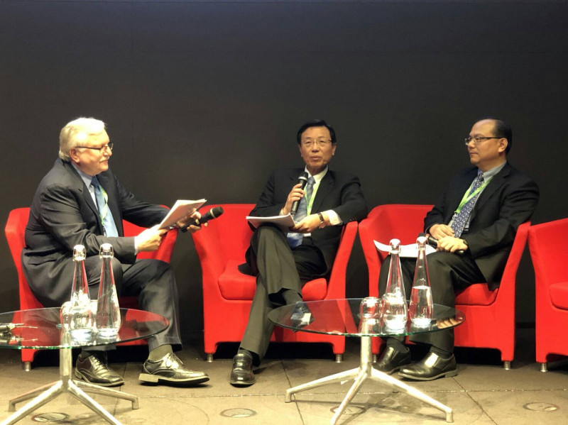 ICF國際智慧城市論壇由ICF主席兼創辦人John G. Jung與台南市副市長張政源對談。   圖：台南市政府/提供
