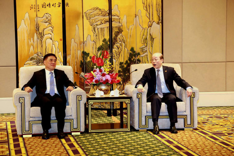 中國國民黨副主席郝龍斌6日下午率參訪團會見中共中央台辦主任劉結一。   圖 : 國民黨提供