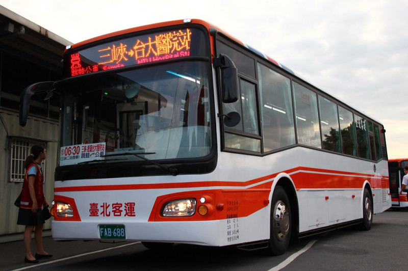 台北市公共運輸處表示，12月28日至12月30日期間，有5條公車路線，將實施交通管制。（示意圖）   圖：新北市政府／提供