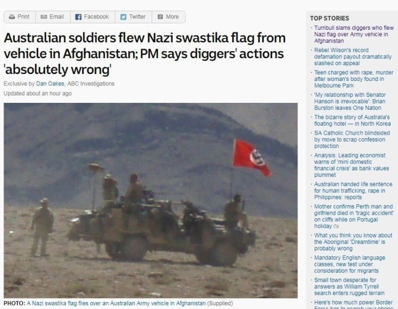 澳洲廣播公司（ABC）獨家取得照片顯示，澳洲士兵2007年8月在阿富汗進行任務時，軍車上高掛納粹德國的旗幟。   圖：翻攝ABC新聞網