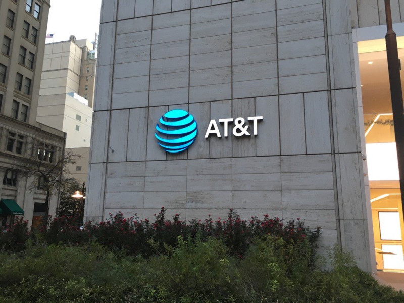 美國無線業者暨寬頻巨擘AT&T今天宣布完成併購媒體娛樂集團時代華納（Time Warner）。   圖 : 翻攝自維基百科