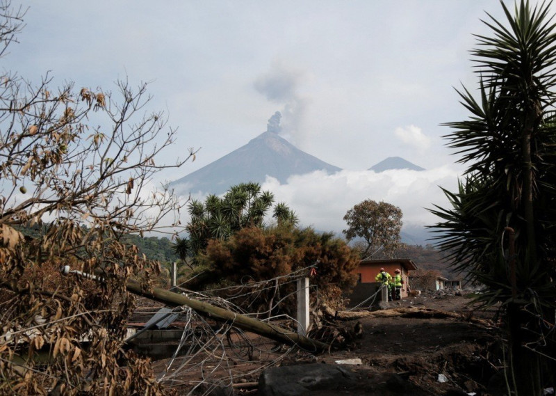 瓜地馬拉17日發生規模5.6地震，震源深度100公里。   圖：達志影像/路透社
