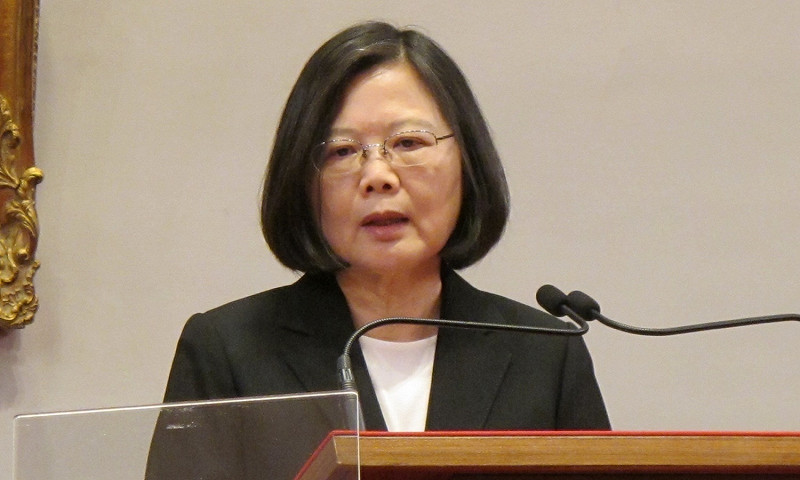 總統蔡英文4日出席民進黨中常會說，她現在講話要小聲，免得被說是震怒。   圖：新頭殼資料照片