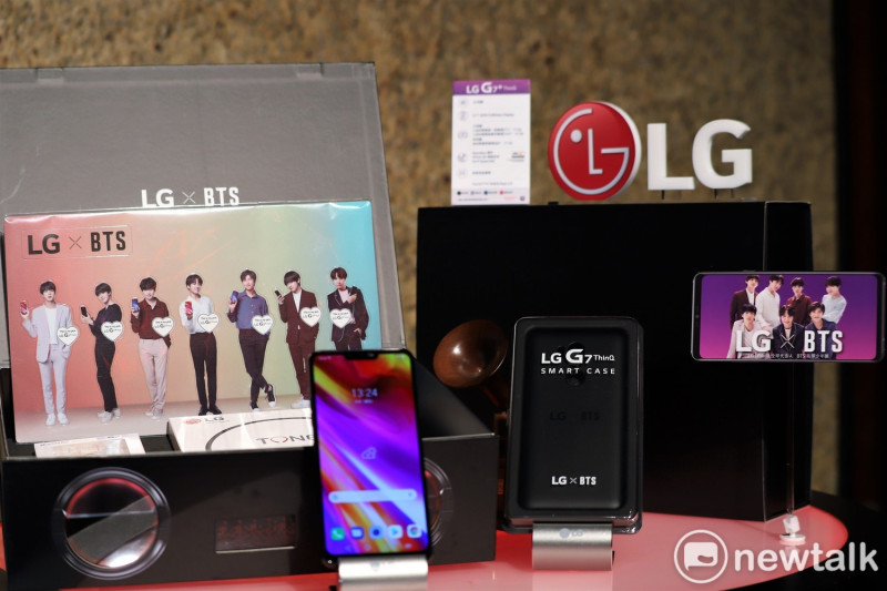 今（22）日韓國手機大廠「LG」宣布推出新機，除了旗艦規格以外，更引起消費者關注的便是LG新通訊品牌代言人「防彈少年團」（BTS），更推出豪華大禮包要搶粉絲商機。   圖：蔡幸秀/攝