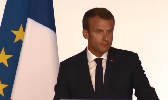 法國總統馬克宏今（22）日將歐洲民族主義和反移民情緒興起，比作「漢生病」。   圖：翻攝馬克宏臉書