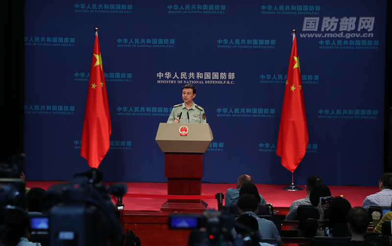 中國國防部發言人吳謙表示：「台灣是中國的一部分，我們堅決反對任何國家與台灣開展任何形式的官方往來和軍事聯繫，這一立場是清晰明確的。」   圖：翻攝自中國國防部網站