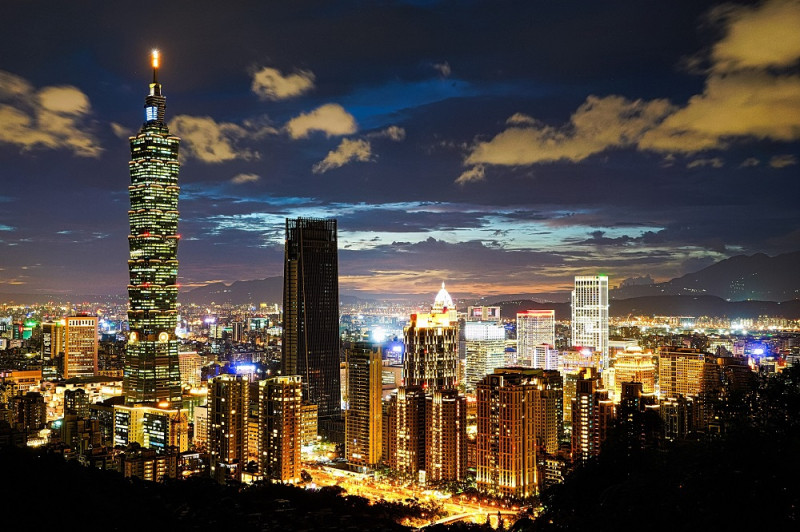 閃耀奪目的夜景為臺北夜間觀光活動增添美麗氣息。   圖：台北市觀光傳播局／提供