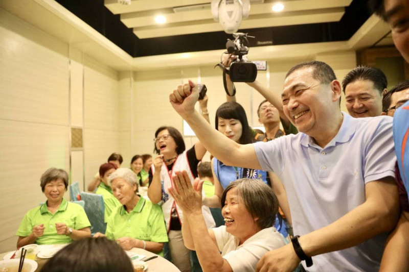 侯友宜說他站出來就是要導正台灣選舉風氣，讓台灣的選舉講未來。   圖:侯友宜競選辦公室/提供