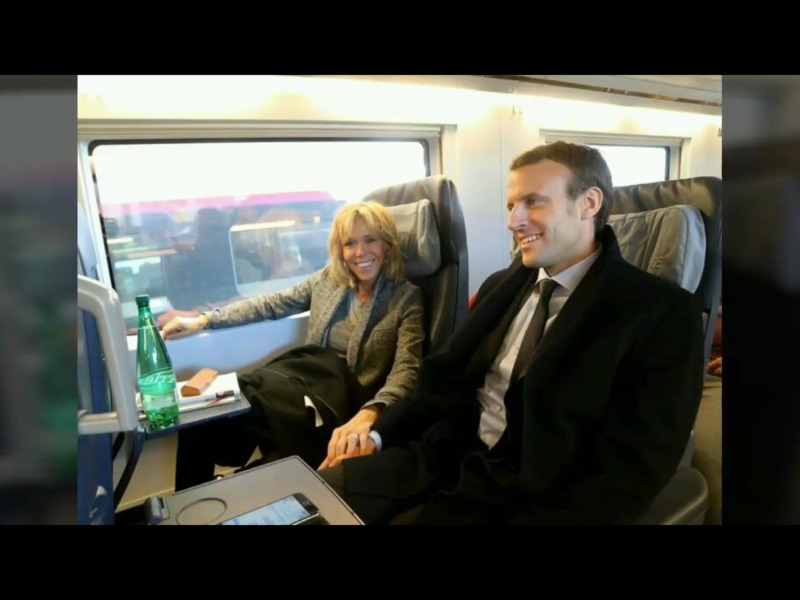 馬克宏和法國第一夫人布麗姬特（Brigitte Macron）。   圖：翻攝自YouTube