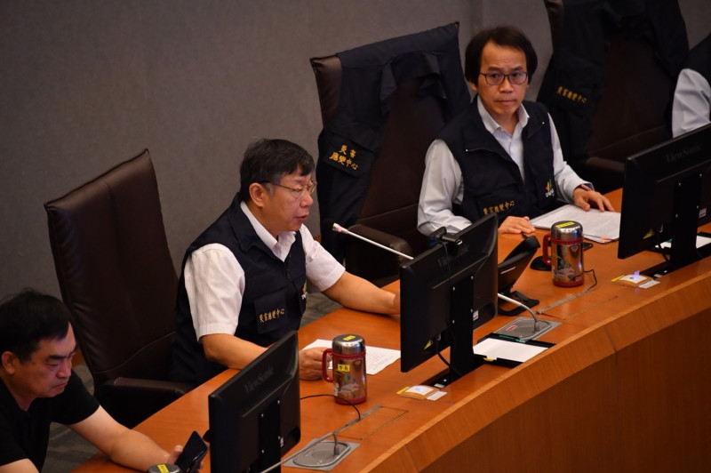 台北市長柯文哲表示，放不放颱風假，已經成為政府首長的惡夢。   圖：台北市政府/提供
