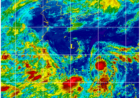 吳德榮也提到，關島海面上的熱帶雲簇，目前經由各國模式觀測下，將在周日會移至呂宋島東方海面，同時隱含其發展成颱的機率不小。   圖：翻攝自三立準氣象·老大洩天機