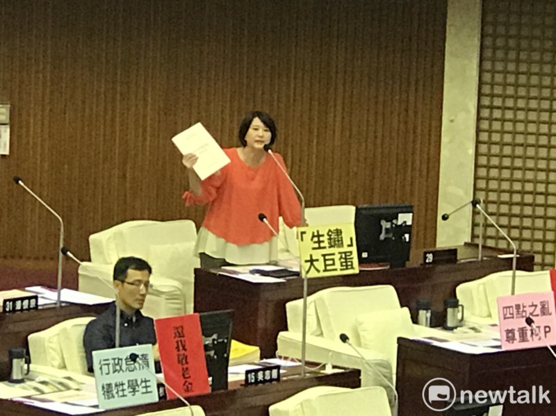 台北市議員王鴻薇今（6）日表示，柯文哲根本不知道悠遊卡進軍夜市正面臨失敗。   圖：新頭殼資料照