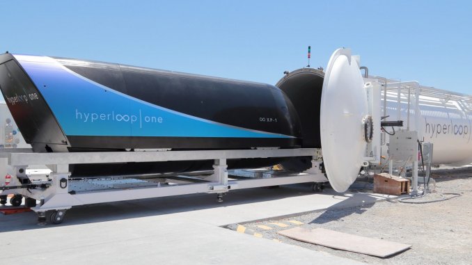 超迴路列車（Hyperloop）是由特斯拉汽車執行長馬斯克（Elon Musk）提出與主導的超級高鐵計畫，HTT則在這個項目負責客運部分。   圖 : 翻攝自tomorrowsci.com