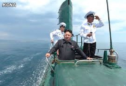 北韓正試圖向索馬里海盜出售潛水艇，作為賺取外匯的手段。   圖 : 翻攝自北韓中央通訊社