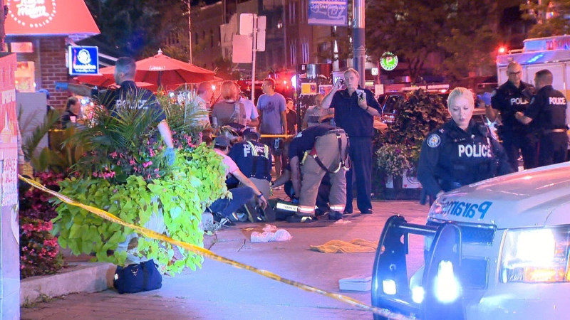 加拿大多倫多於當地時間22日，在餐廳旁發生槍擊案，至少10人重槍。   圖：翻攝Berhan Twitter