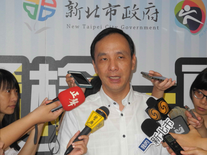新北市長朱立倫今天表示，台灣需要制衡的力量，他希望國民黨執政的城市能至少過半。   圖：王峻昌/攝                