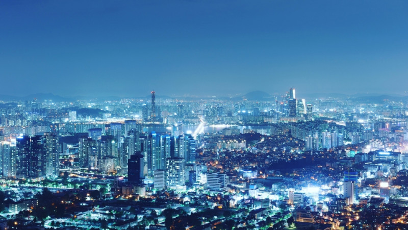 入圍賽將在首爾吹響號角，首爾是韓國的首都和經濟、科技、文化中心，亦是朝鮮半島人口最多的城市。