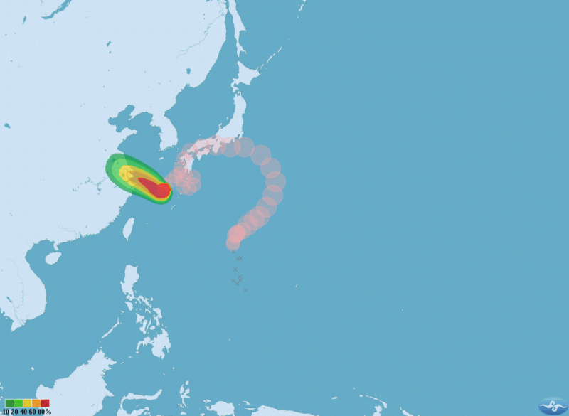 颱風「雲雀」外圍雲系接近，導致東北部地區降雨機率增。   圖：中央氣象局提供