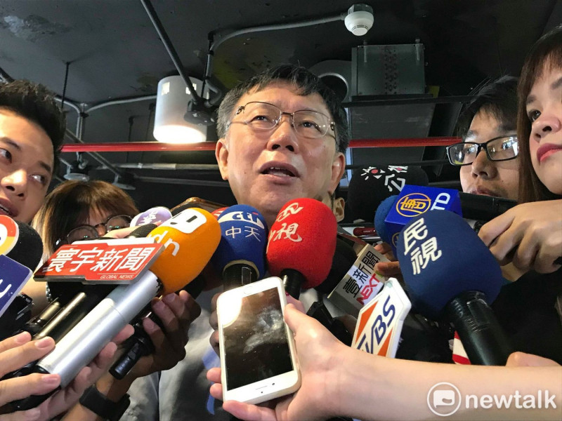 建議幕僚請吃飯言論挨批，台北市長柯文哲今日抱怨，被人家逮到小辮子、被毒打一頓，「沒辦法，只能怪自己命不好」。   圖：曾薏伃 / 攝
