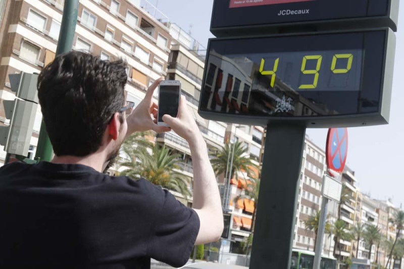 在西班牙南部，酷熱持續侵襲觀光城市哥多華（Cordoba）。   圖/翻攝自Diario Córdoba