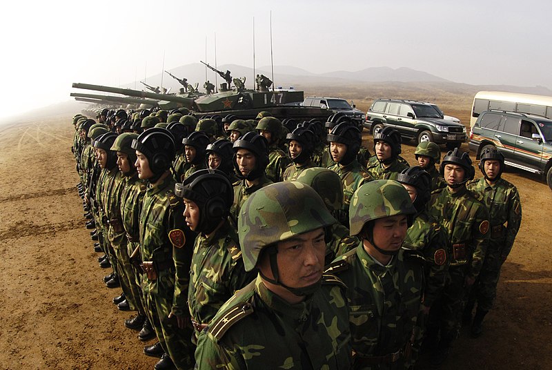 美國國防部於昨(16)日公布今年最新的「中國軍力報告」指出，中國軍方可能會出手阻止任何想捍衛台灣的第三方，並且已從空軍、海底封鎖到對台灣離島的全面性占領做部屬。   圖：翻攝自維基百科