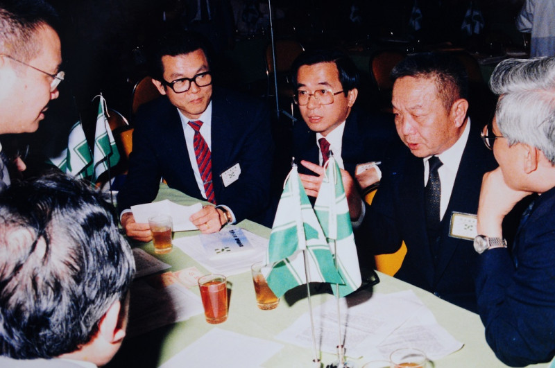 1988年417在高雄舉辦民進黨全國黨代表大會。   圖：邱萬興/提供