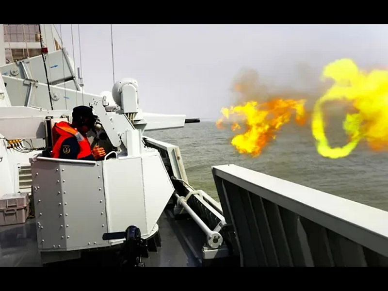 布萊爾說，日本和臺灣軍方可以利用中國在他們周邊海域活動的機會，訓練自己的作戰技巧，並且教育民眾，只有戰時軍事能力才能擊敗中國的侵略性，為自己的主權與獨立提供最終的保障。   圖：翻攝自Youtube