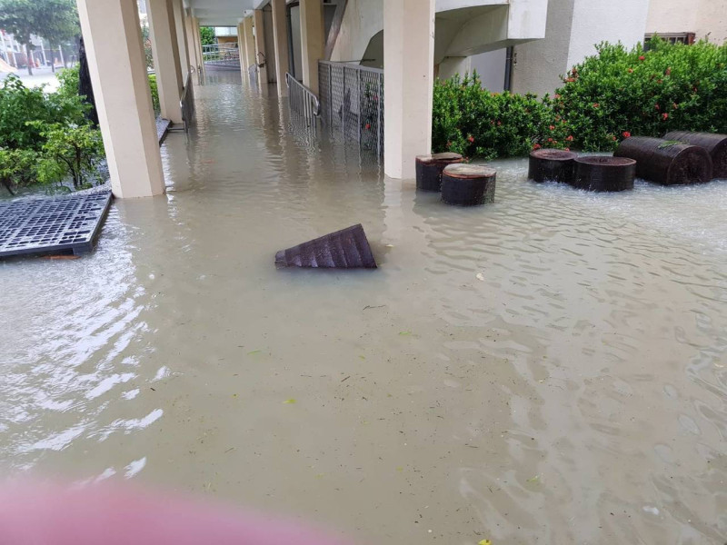 台南啟智學校淹水嚴重，需有抽水設備支援。   圖：學校提供