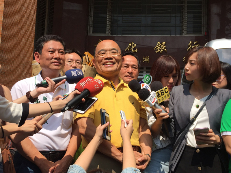 蘇貞昌今天前往三重中央北路市場掃街。   圖：蘇辦/提供