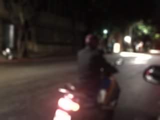 姚人多在臉書上公布自己下班後騎摩托車到姚文智競選總部的照片。   圖 : 翻攝自姚人多臉書