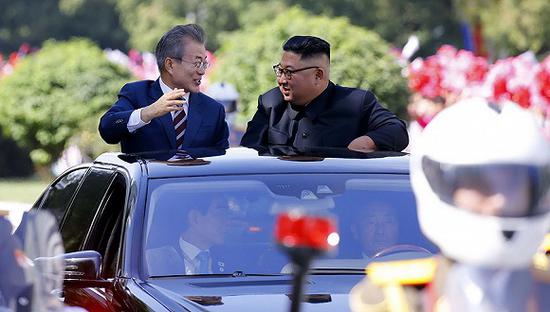 正在平壤訪問的南韓總統文在寅，將於20日與北韓國務委員會委員長金正恩一起前往白頭山（長白山）。   圖 : 翻攝自視覺中國