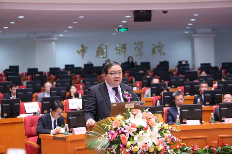 為負起連串貪污事件責任，文部科學省事務次官戶谷一夫主動請辭。   圖 : 翻攝自news.ucas.ac.cn