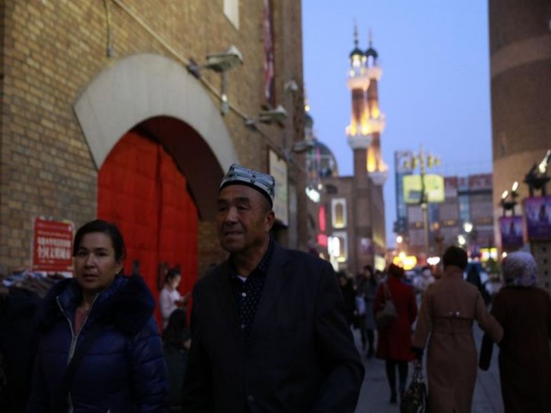 瑞典移民局表示，將暫停遣返維吾爾族人回中國。   圖：翻攝推特
