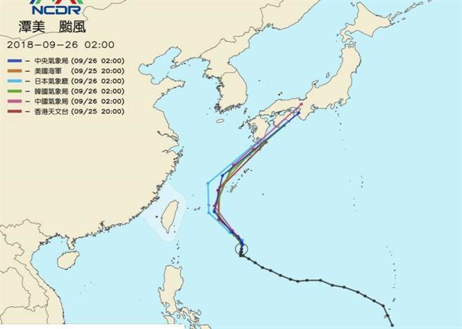 各國預測一致，潭美將一路縱走，貫穿日本，   圖：截自國家災害防救科技中心