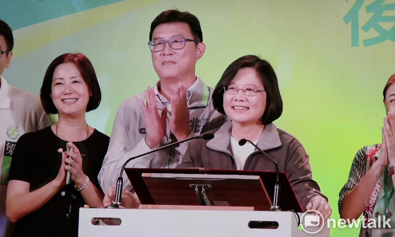 總統蔡英文28日幫姚文智助選。   圖：林朝億/攝