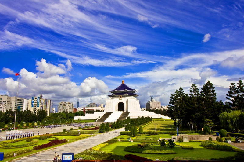 中正紀念堂是許多遊客來台北一定要參觀的景點。（台北市中正區中山南路21號）   圖：截自台北旅遊網