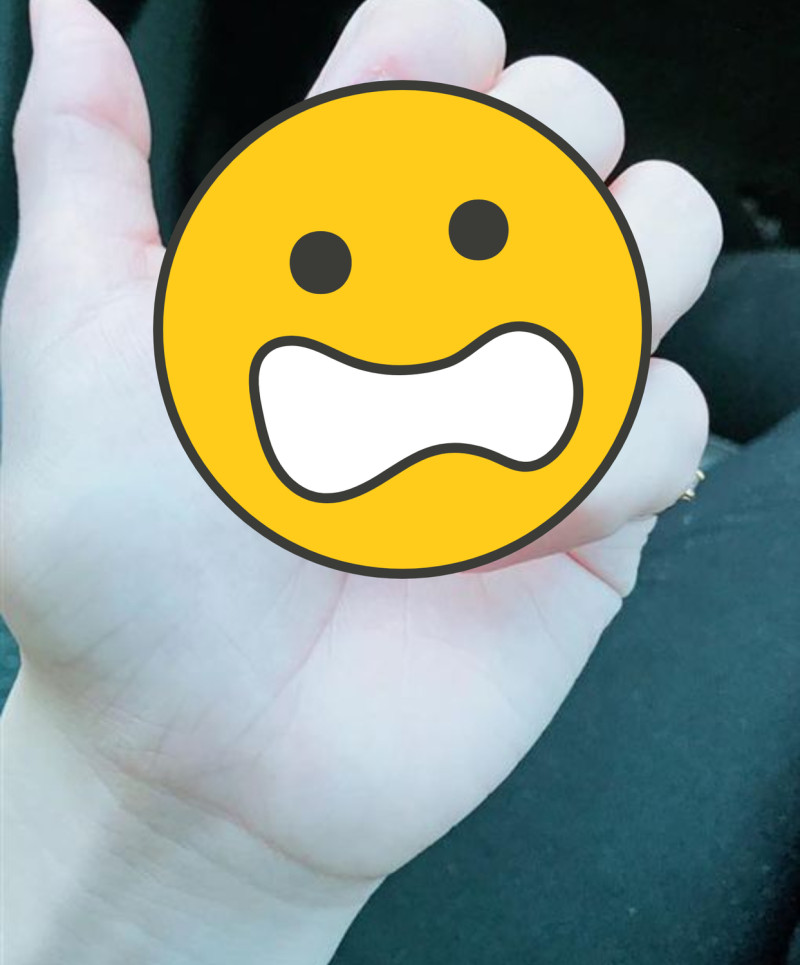 一名網友在「爆廢公社」分享一張指甲照片，特別的形狀，讓所有網友看到後都嘆為觀止。   