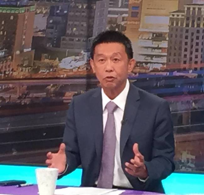 民進黨高雄市立委許智傑今（18）日表示，陳其邁目前仍領先6%，可贏對手韓國瑜15至20萬票。   圖：翻攝華視官網