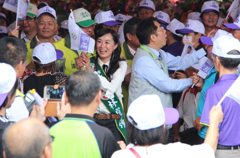 黃偉哲、林宜瑾拜託永康區的台南市民朋友，11月24日地方選舉，市長支持1號、議員支持3號。   圖：民進黨提供