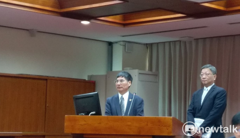 科技部長陳良基（左）將轉任教育部長。   圖：陳佩君／攝（資料照片）