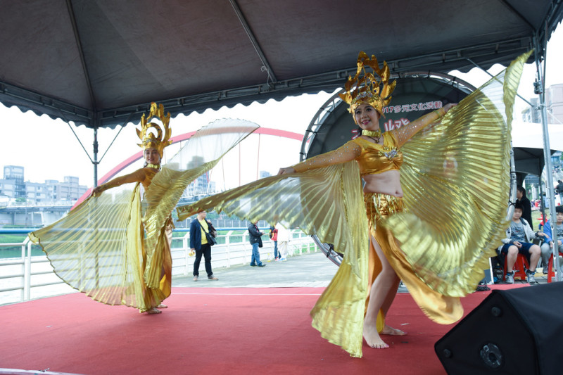 結合泰國傳統音樂與舞蹈的金翅舞。   圖：台北旅遊網／提供