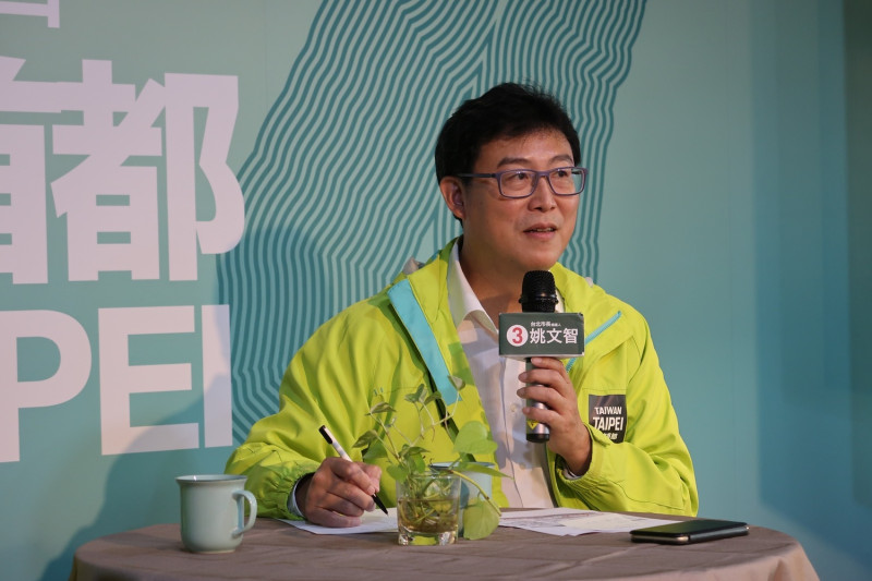 民進黨台北市長候選人姚文智5日回答媒體提問。   圖：林朝億/攝