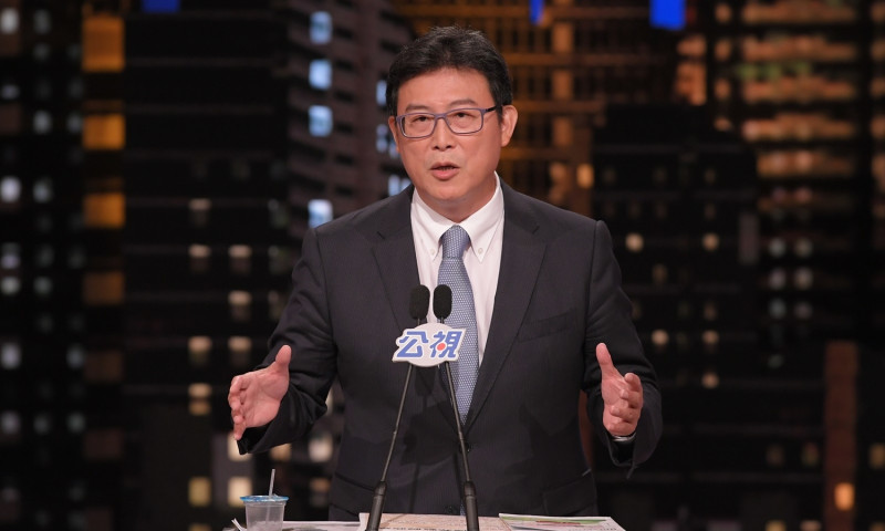 民進黨台北市長候選人姚文智10日表示，他母親聽到柯媽媽批評姚文智後氣到發抖。   圖：公共電視提供
