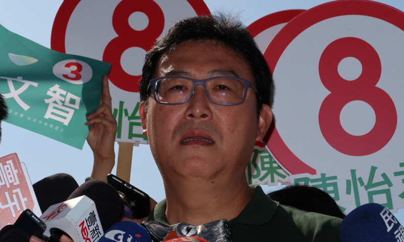 民進黨台北市長候選人姚文智15日談到母親時哭了。   圖：林朝億/攝